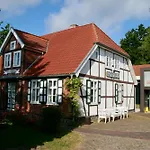 Idyllisches Ferienapartment No 4 In Strandnaehe Zingst