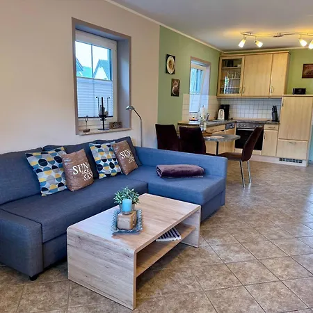 Idyllisches Ferienapartment No 4 In Strandnaehe *